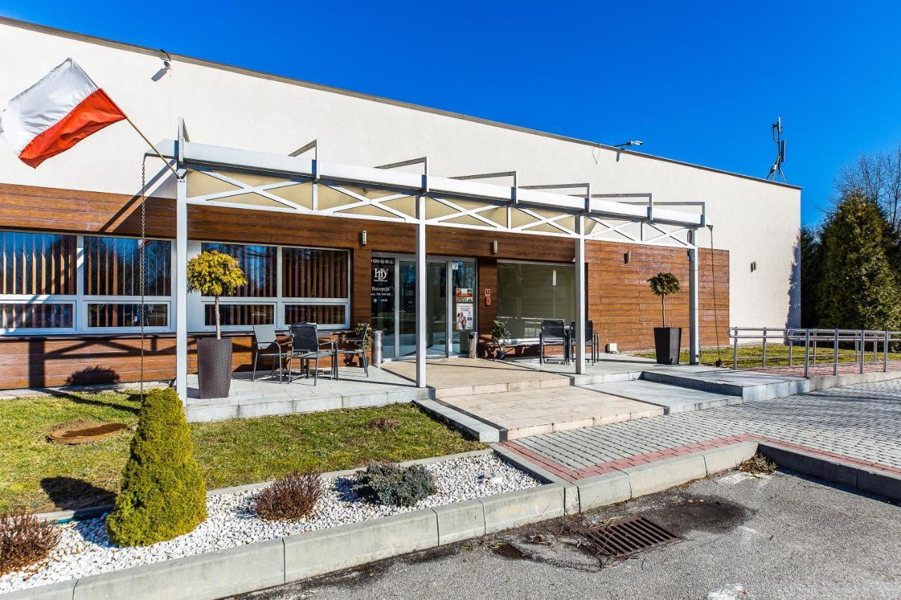 Hotel Dobczyce Esterno foto
